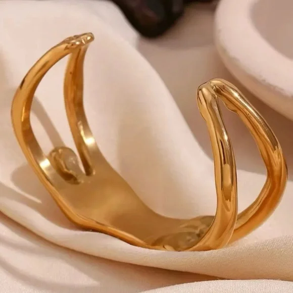Gold Sculptural Goddess Cuff Bracelet – Adjustable Statement Piece - Picture 7 of 8